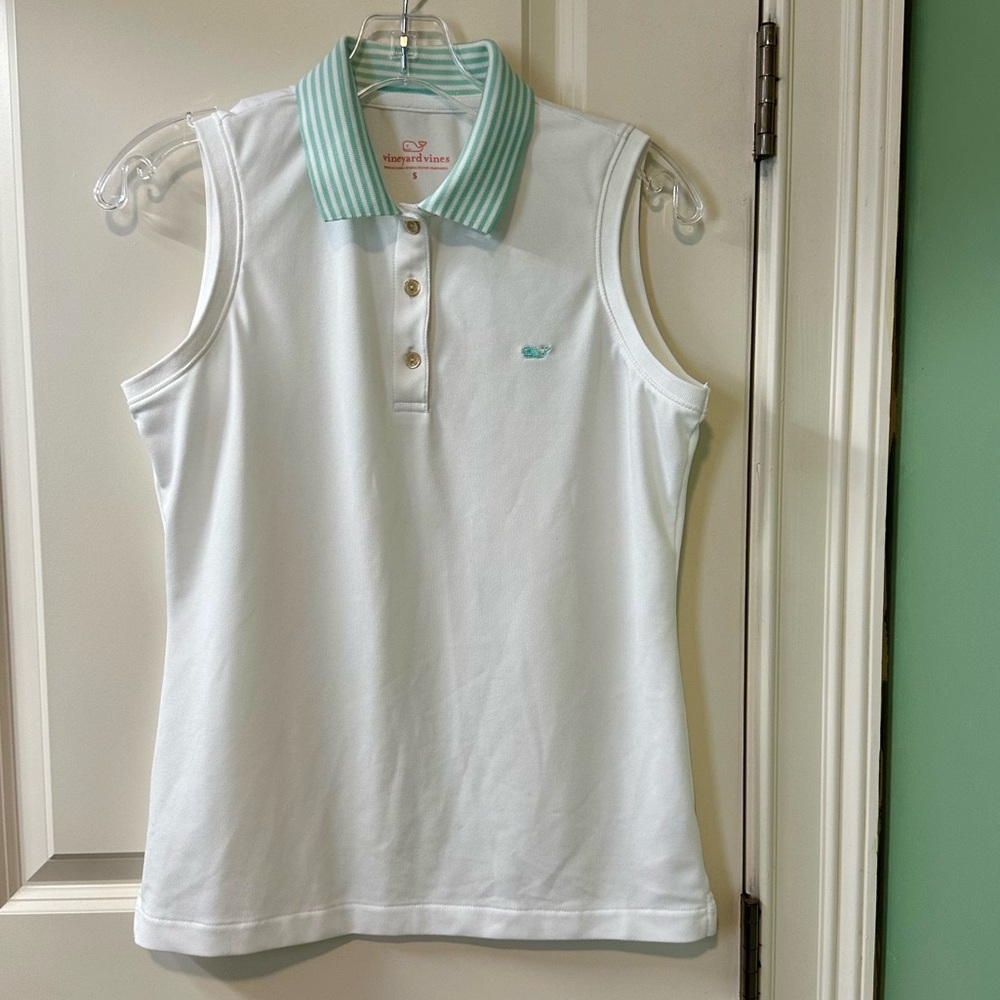 Vineyard Vines sleeveless golf polo